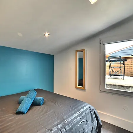 Precieux - Parking Gratuit, Climatisation, Tv 4k, Fibre, Terrasse, Entierement Renove